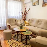 Gradina - Stan Na Dan Lejlighed