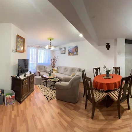 Gradina - Stan Na Dan Appartement Doboj