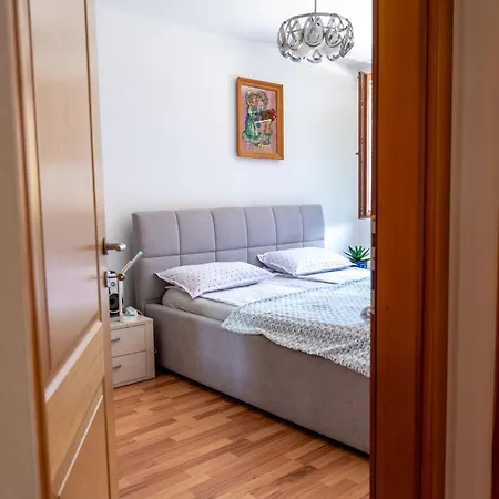 Gradina - Stan Na Dan Appartement Doboj