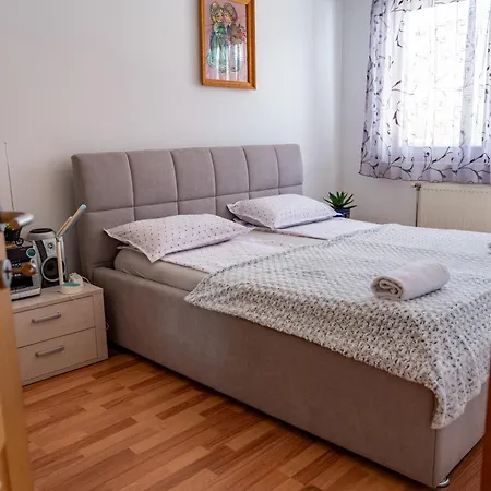 Gradina - Stan Na Dan Appartement *